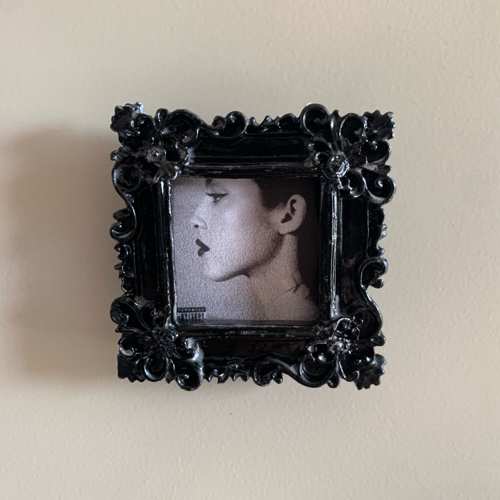 Vampire Olivia Rodrigo Handmade Magnet
